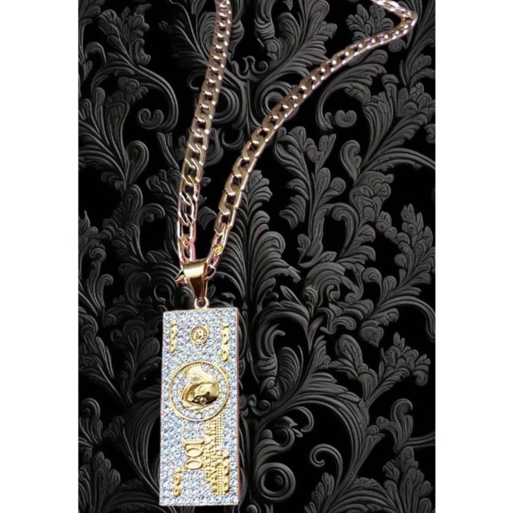 Money necklace